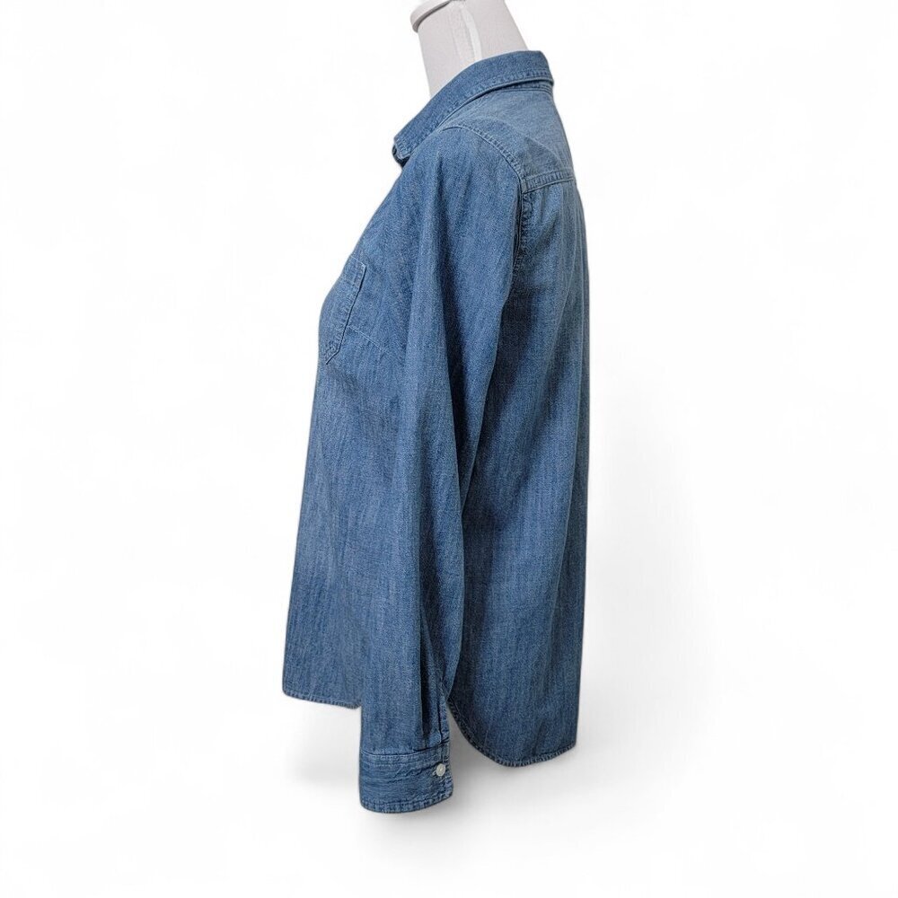 Old Navy Size S The Classic Shirt Button-Down Jean/Chambray Shirt - Picture 3 of 12